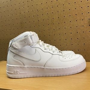Nike Air Force 1 Mid Triple White Sz 7.5 Women’s